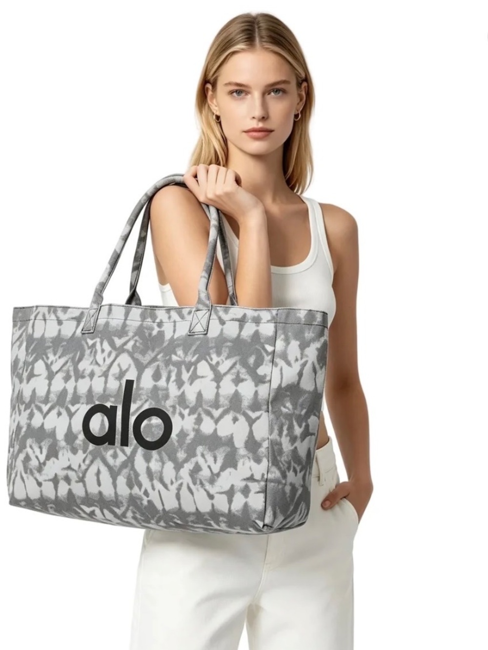 ALO Yoga Gray TieDye Shopper Tote - Picture 5 of 7